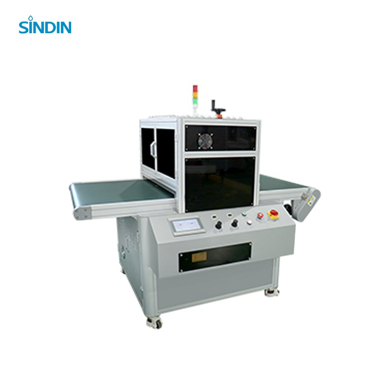 Wide linear RF plasma cleaning machine